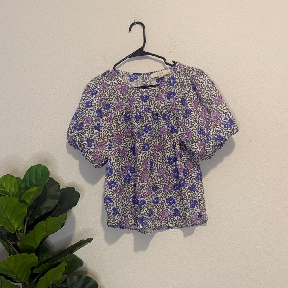 Loft Elegant purple Floral Puff Sleeve Blouse MP